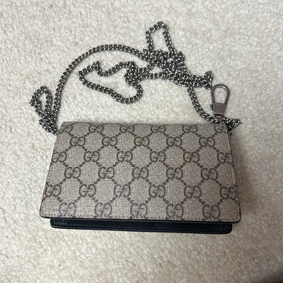 Gucci GG Supreme canvas chain super mini shoulder bag - Picture 3 of 8